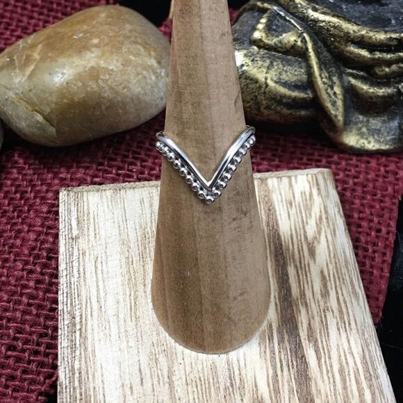 Boho Sterling V-shaped ring Size 4,5,8 - Picture 4 of 5